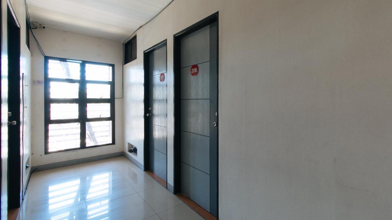 Reddoorz Caa Road Las Pinas Manila Exterior photo